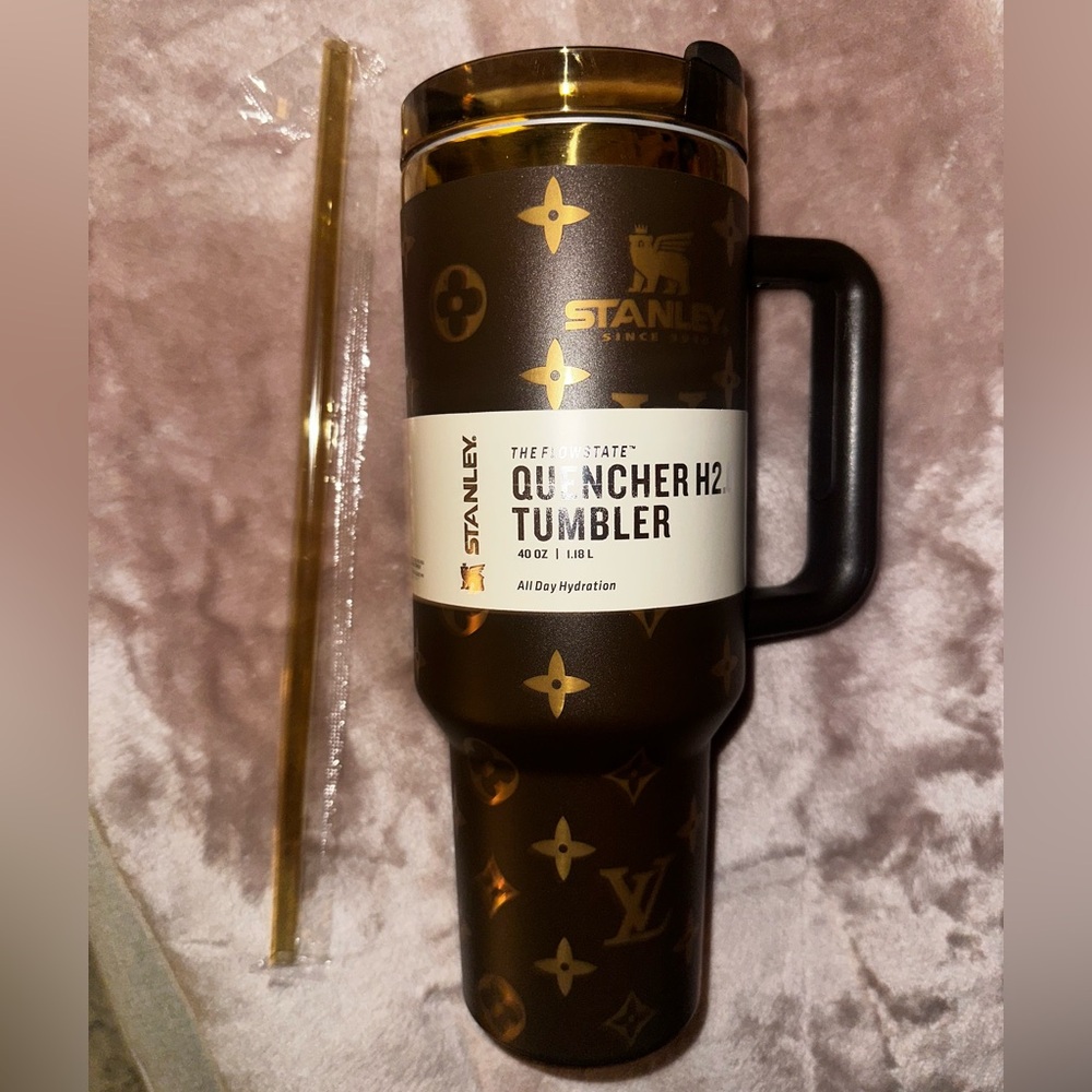 Stanley Quencher H2.0 Tumbler - Brown and Gold